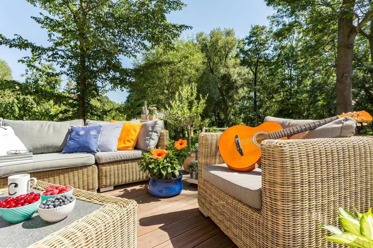 Buying Guide For Your First Wicker Furniture