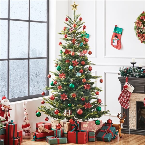 Pre-Lit Artificial Christmas Tree